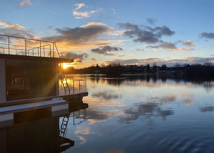 Waidlerland Hausboot 1