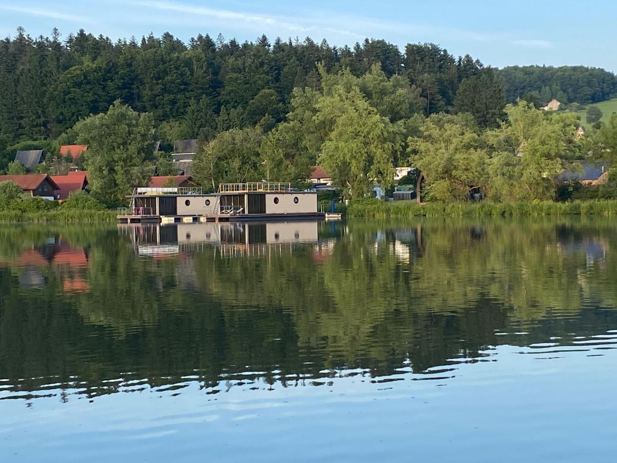 Waidlerland Hausboot 1 *